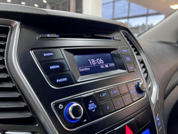 Hyundai Santa Fe III Рестайлинг с пробегом 2016 года, цена 1 995 000 рублей, 112113 км, внедорожник, Автокод Объявления