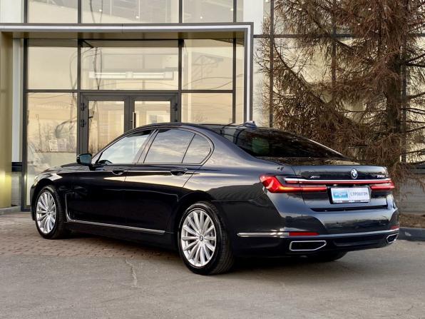 BMW 7 серии VI (G11/G12) Рестайлинг с пробегом 2022 года, цена 6 999 000 рублей, 63744 км, седан, Автокод Объявления