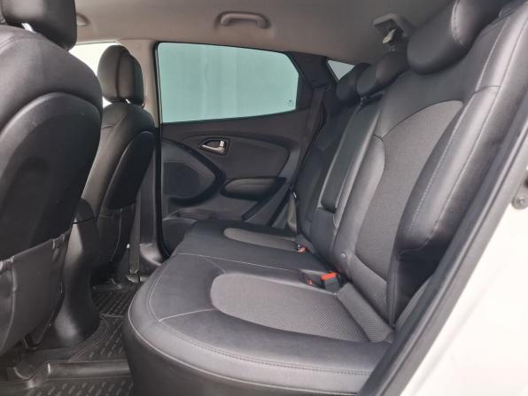 Hyundai ix35 I Рестайлинг с пробегом 2014 года, цена 1 230 000 рублей, 211221 км, внедорожник, Автокод Объявления