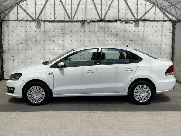 Volkswagen Polo V Рестайлинг с пробегом 2016 года, цена 1 265 000 рублей, 99536 км, седан, Автокод Объявления