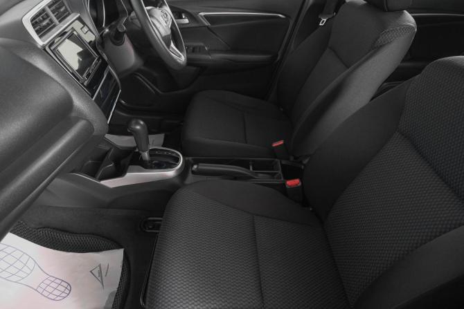 Honda Fit III Рестайлинг с пробегом 2019 года, цена 1 249 000 рублей, 172000 км, хэтчбек, Автокод Объявления