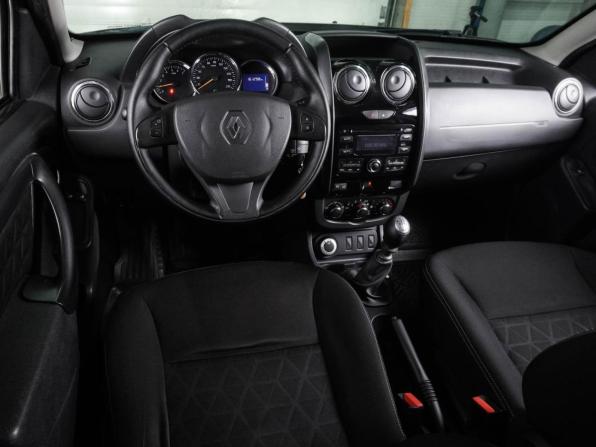 Renault Duster I Рестайлинг с пробегом 2017 года, цена 1 297 000 рублей, 161298 км, внедорожник, Автокод Объявления