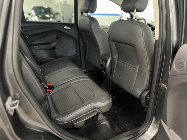 Ford Kuga II Рестайлинг с пробегом 2019 года, цена 1 100 000 рублей, 253000 км, внедорожник, Автокод Объявления