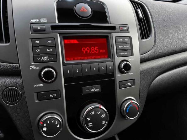 Kia Cerato II с пробегом 2010 года, цена 525 000 рублей, 306897 км, седан, Автокод Объявления