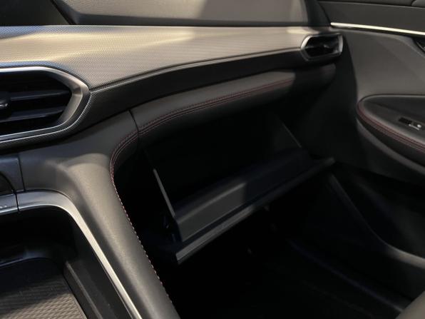 Changan UNI-T I с пробегом 2023 года, цена 2 460 000 рублей, 44533 км, внедорожник, Автокод Объявления