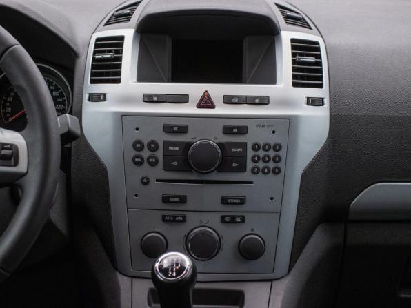 Opel Zafira B Рестайлинг с пробегом 2010 года, цена 745 000 рублей, 168576 км, компактвэн, Автокод Объявления