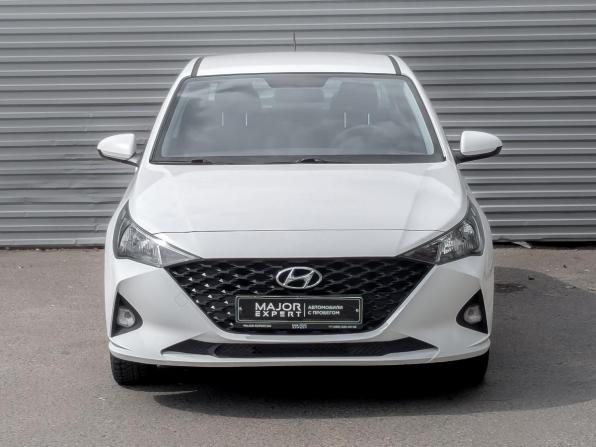 Hyundai Solaris II Рестайлинг с пробегом 2022 года, цена 1 670 000 рублей, 71339 км, седан, Автокод Объявления
