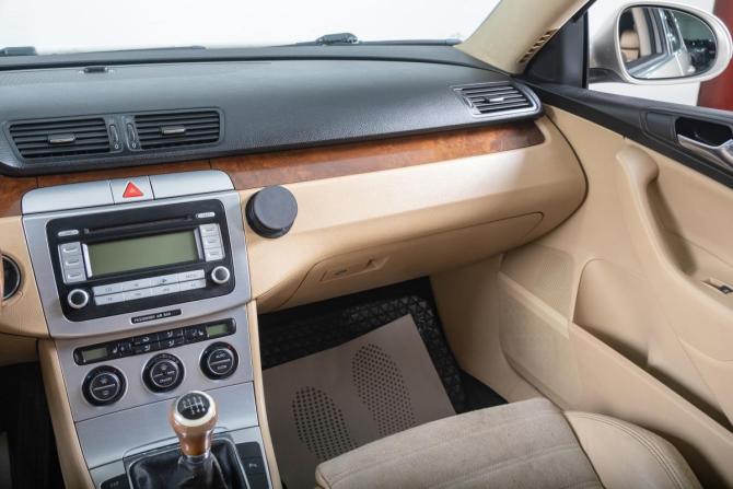 Volkswagen Passat B6 с пробегом 2006 года, цена 739 000 рублей, 181000 км, седан, Автокод Объявления