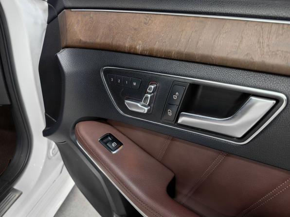 Mercedes-Benz E-Класс IV (W212 S212 C207) Рестайлинг с пробегом 2013 года, цена 2 850 000 рублей, 237800 км, седан, Автокод Объявления
