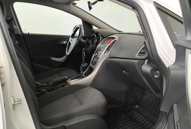 Opel Astra H Рестайлинг с пробегом 2011 года, цена 690 000 рублей, 160000 км, хэтчбек, Автокод Объявления