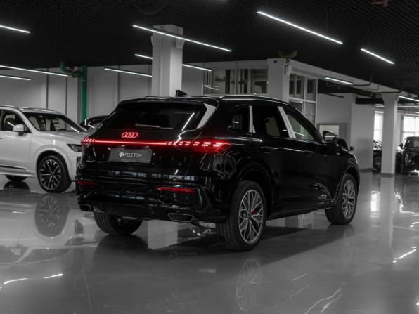 Audi Q5 III с пробегом 2026 года, цена 5 950 000 рублей, 30 км, внедорожник, Автокод Объявления