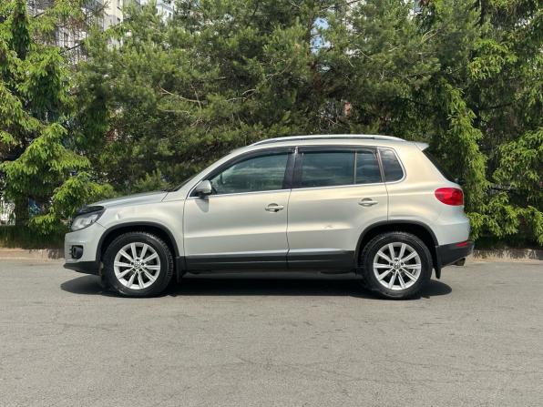 Volkswagen Tiguan I Рестайлинг с пробегом 2013 года, цена 939 000 рублей, 212236 км, внедорожник, Автокод Объявления