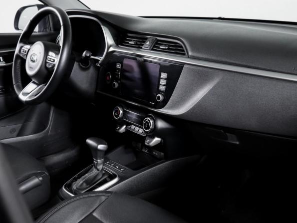 Kia Rio IV Рестайлинг с пробегом 2021 года, цена 2 165 000 рублей, 32350 км, хэтчбек, Автокод Объявления