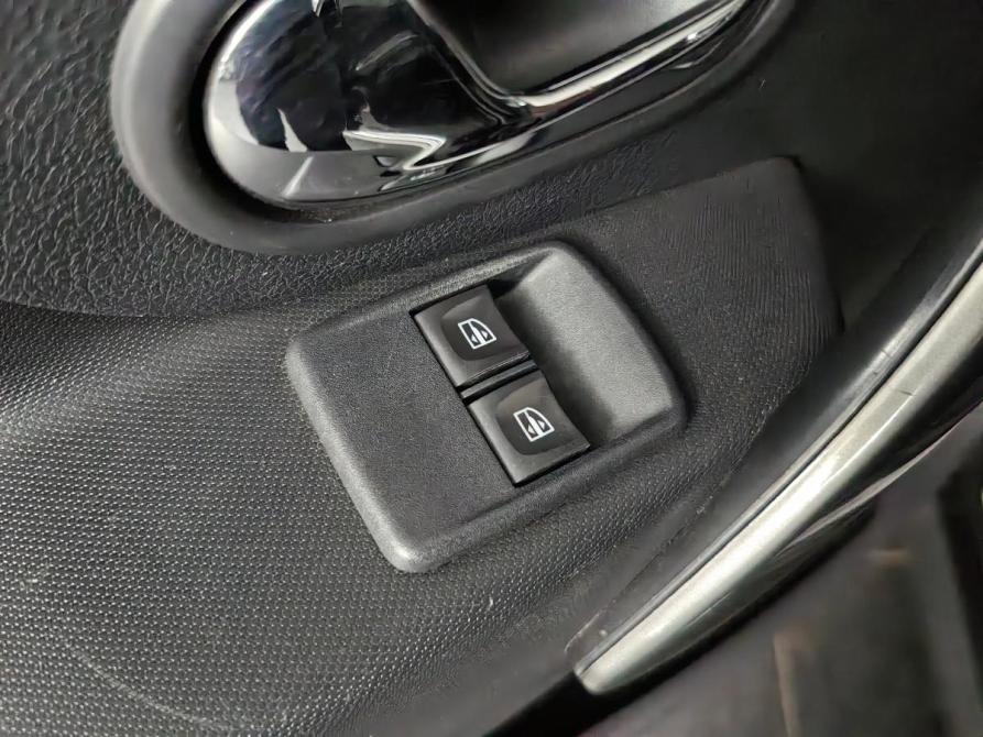 Renault Sandero II Москва  - изображение 20