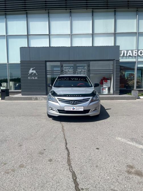 Hyundai Solaris I Омск  - изображение 3