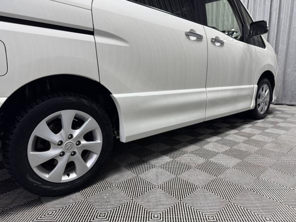 Nissan Serena IV (C26) с пробегом 2012 года, цена 1 300 000 рублей, 296064 км, минивэн, Автокод Объявления