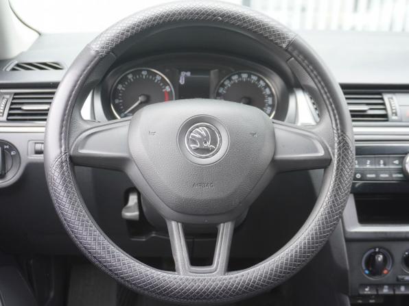 Skoda Rapid I с пробегом 2016 года, цена 943 000 рублей, 144420 км, лифтбек, Автокод Объявления