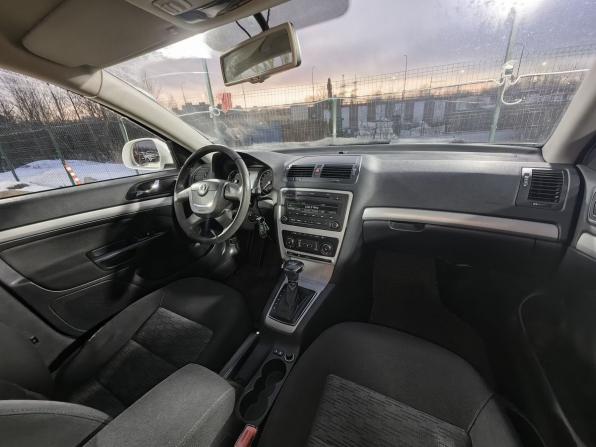 Skoda Octavia II (A5) Рестайлинг с пробегом 2012 года, цена 439 000 рублей, 235623 км, лифтбек, Автокод Объявления