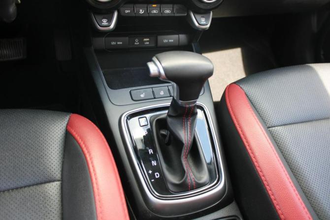 Kia Rio IV Рестайлинг с пробегом 2020 года, цена 1 710 000 рублей, 85000 км, седан, Автокод Объявления