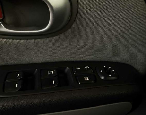 Kia Soul II с пробегом 2015 года, цена 1 030 000 рублей, 137262 км, хэтчбек, Автокод Объявления