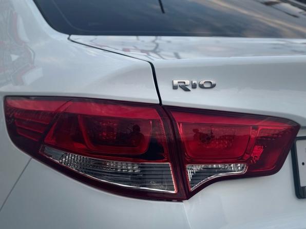 Kia Rio III Рестайлинг с пробегом 2016 года, цена 960 000 рублей, 102251 км, седан, Автокод Объявления