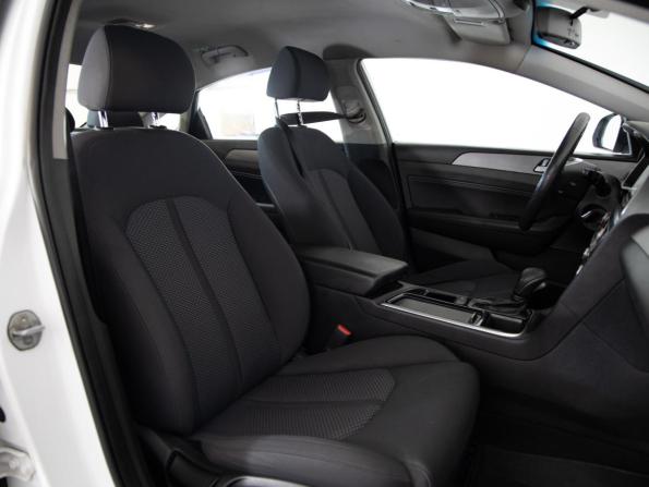 Hyundai Sonata VII (LF) Рестайлинг с пробегом 2019 года, цена 1 000 000 рублей, 244854 км, седан, Автокод Объявления