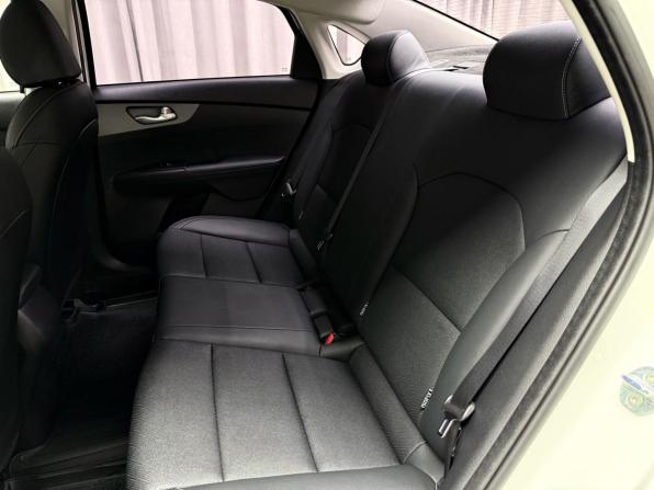 Kia K3 II (China Market) Рестайлинг с пробегом 2022 года, цена 1 829 000 рублей, 18000 км, седан, Автокод Объявления