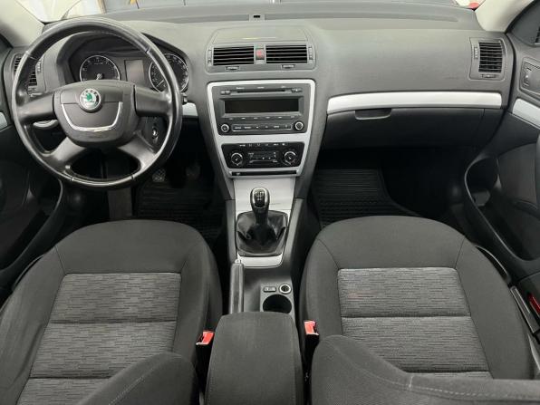 Skoda Octavia II (A5) Рестайлинг с пробегом 2010 года, цена 684 711 рублей, 150190 км, лифтбек, Автокод Объявления
