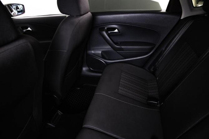 Volkswagen Polo V Рестайлинг с пробегом 2017 года, цена 1 099 000 рублей, 152000 км, седан, Автокод Объявления