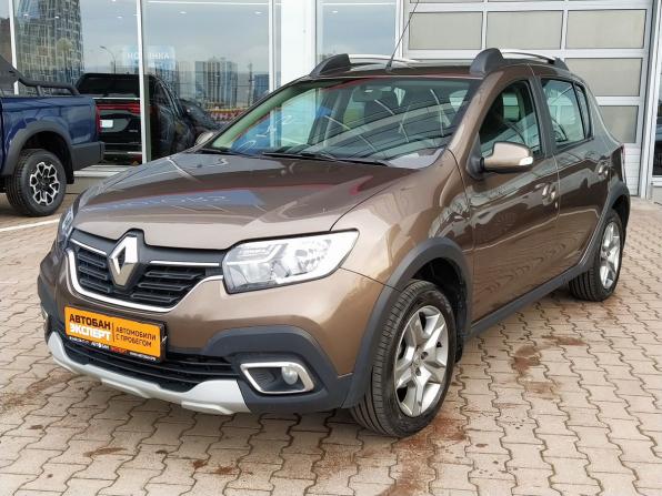 Renault Sandero II Рестайлинг с пробегом 2020 года, цена 1 060 000 рублей, 117501 км, хэтчбек, Автокод Объявления
