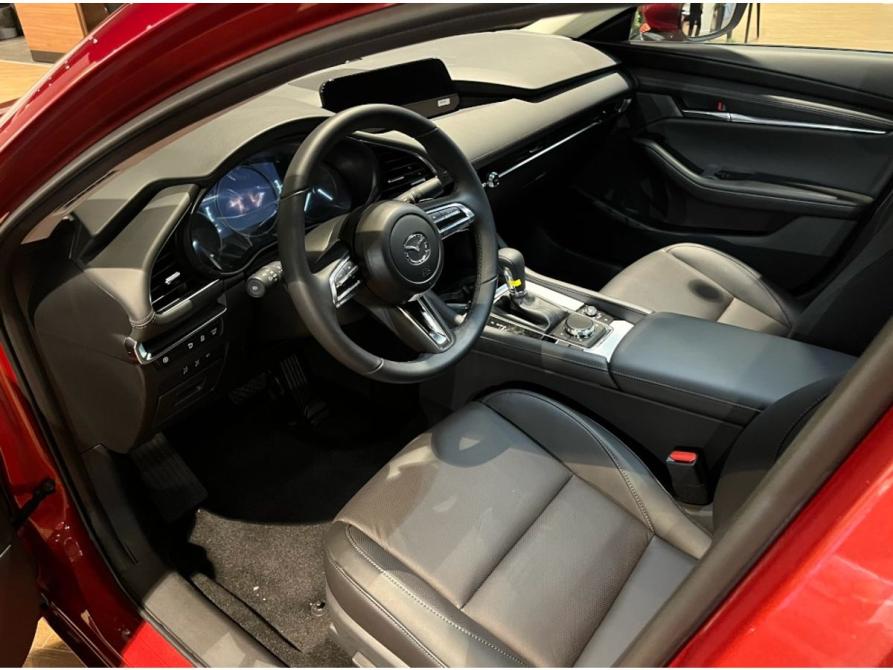 Mazda 3 IV (BP) Москва  - изображение 10
