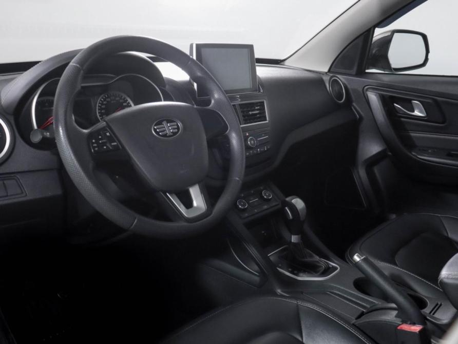 FAW Besturn X40 I Москва  - изображение 14