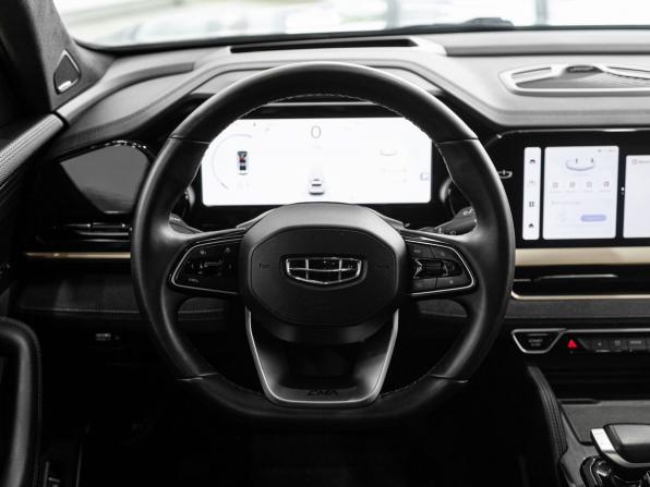 Geely Monjaro I с пробегом 2023 года, цена 3 060 000 рублей, 54911 км, внедорожник, Автокод Объявления