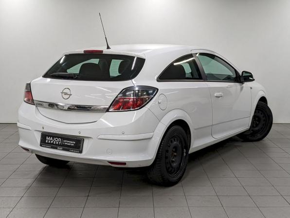 Opel Astra H Рестайлинг с пробегом 2011 года, цена 550 000 рублей, 159720 км, хэтчбек, Автокод Объявления