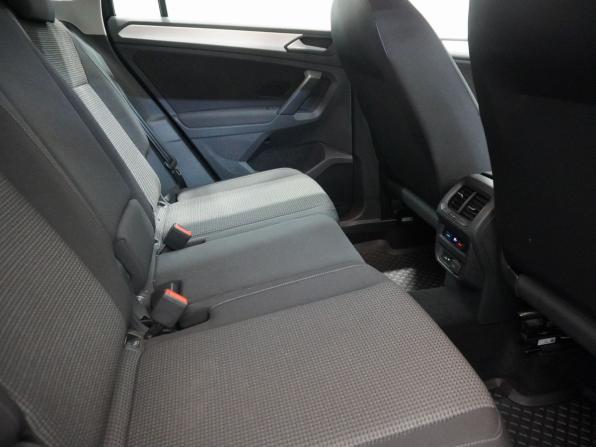Volkswagen Tiguan II с пробегом 2020 года, цена 1 800 000 рублей, 201249 км, внедорожник, Автокод Объявления