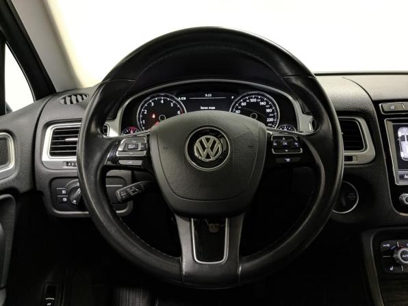Volkswagen Touareg II Рестайлинг с пробегом 2015 года, цена 2 795 000 рублей, 111057 км, внедорожник, Автокод Объявления