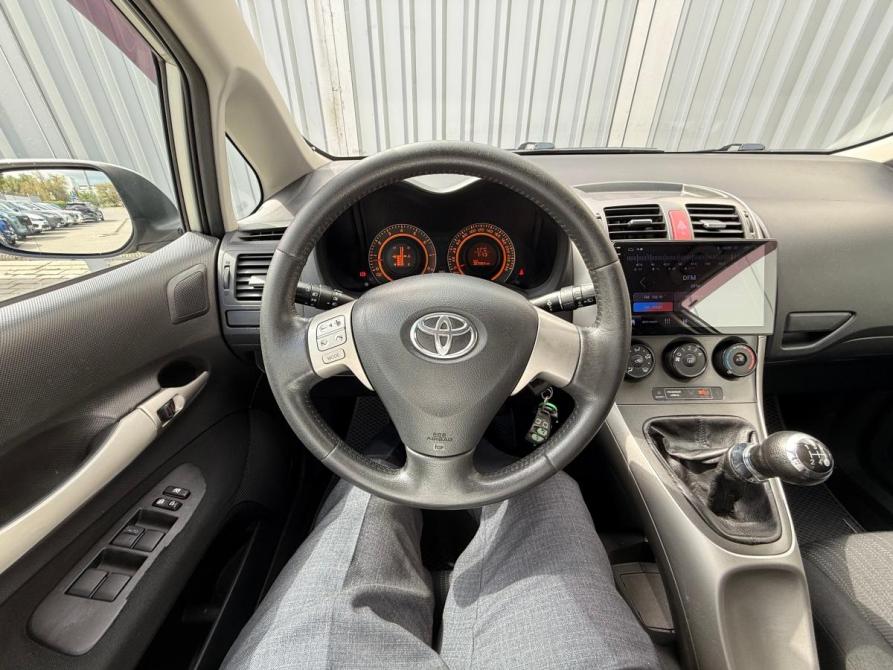 Toyota Auris I Ростов-на-Дону  - изображение 18