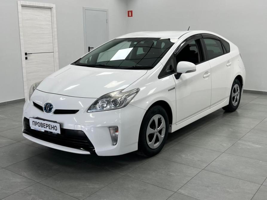 Toyota Prius III Рестайлинг (XW30) Казань  - изображение 1