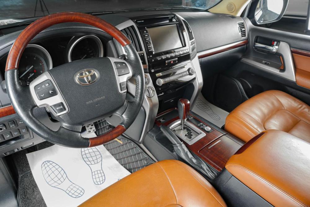 Toyota Land Cruiser 200 Series Рестайлинг 1 Тюмень  - изображение 8