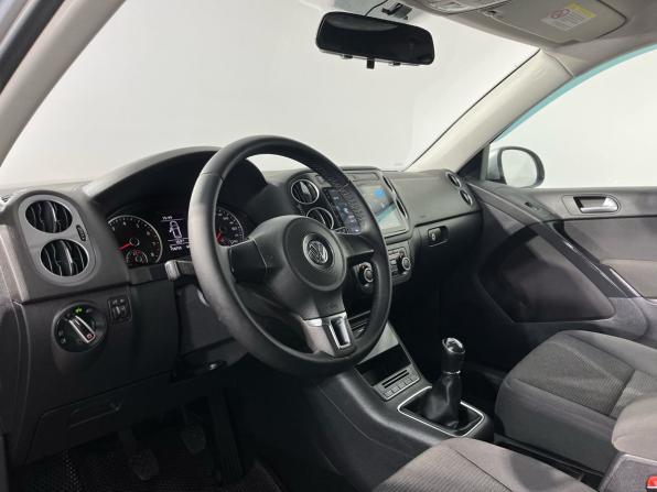 Volkswagen Tiguan I Рестайлинг с пробегом 2011 года, цена 1 000 000 рублей, 158755 км, внедорожник, Автокод Объявления