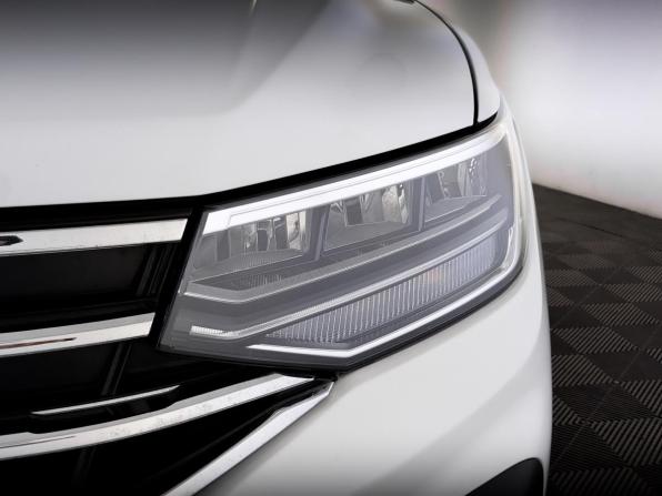 Volkswagen Tiguan II Рестайлинг с пробегом 2022 года, цена 2 850 000 рублей, 30461 км, внедорожник, Автокод Объявления
