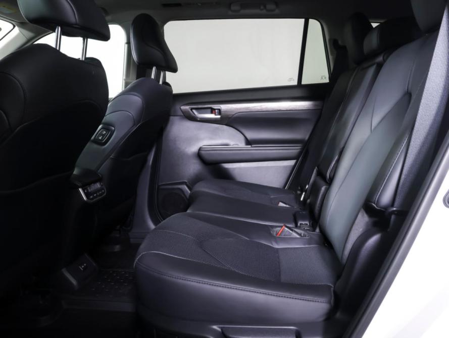 Toyota Highlander IV (XU70) Москва  - изображение 11