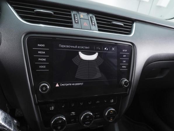 Skoda Octavia III (A7) Рестайлинг с пробегом 2018 года, цена 1 620 000 рублей, 110679 км, лифтбек, Автокод Объявления