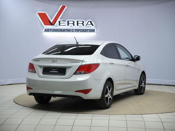 Hyundai Solaris I Рестайлинг с пробегом 2015 года, цена 950 000 рублей, 152098 км, седан, Автокод Объявления