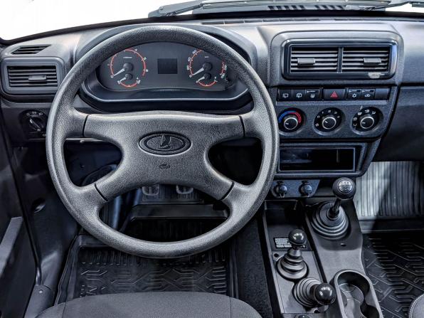 Lada (ВАЗ) Niva Legend с пробегом 2024 года, цена 915 000 рублей, 38813 км, внедорожник, Автокод Объявления