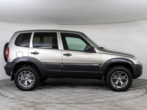 Chevrolet Niva I Рестайлинг с пробегом 2018 года, цена 729 000 рублей, 44088 км, внедорожник, Автокод Объявления