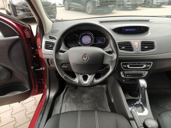 Renault Megane III Рестайлинг 2 с пробегом 2014 года, цена 865 000 рублей, 72000 км, хэтчбек, Автокод Объявления