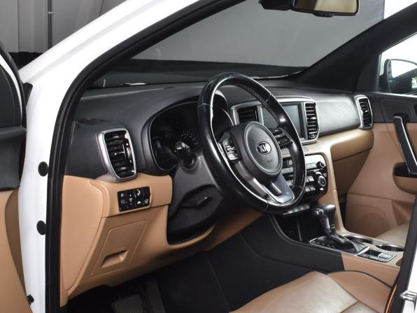 Kia Sportage IV Рестайлинг с пробегом 2021 года, цена 2 549 999 рублей, 120275 км, внедорожник, Автокод Объявления