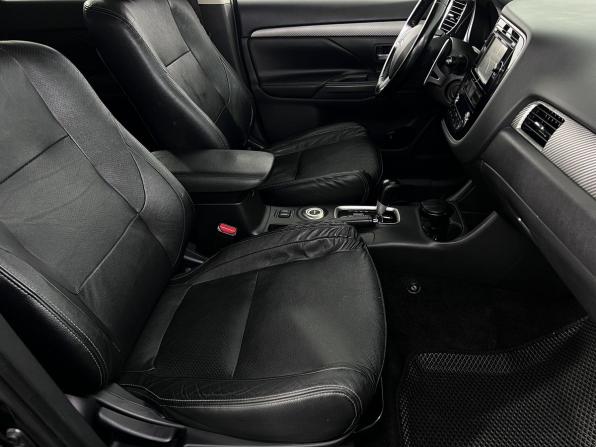 Mitsubishi Outlander III с пробегом 2014 года, цена 1 290 000 рублей, 256461 км, внедорожник, Автокод Объявления