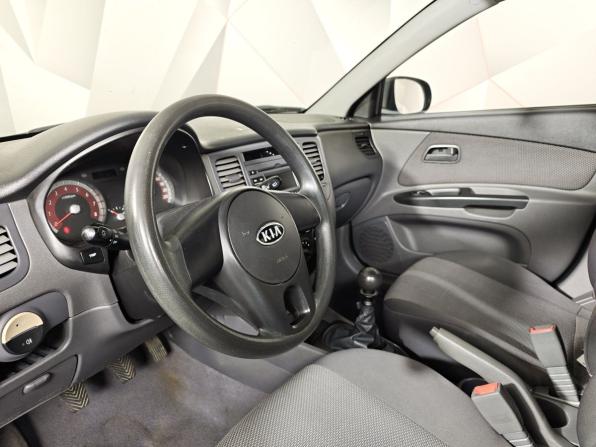 Kia Rio II Рестайлинг с пробегом 2010 года, цена 359 000 рублей, 291365 км, хэтчбек, Автокод Объявления